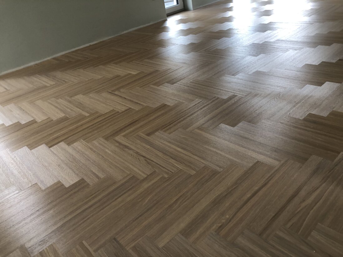 Echtholz-Parkett im Wohnzimmer
